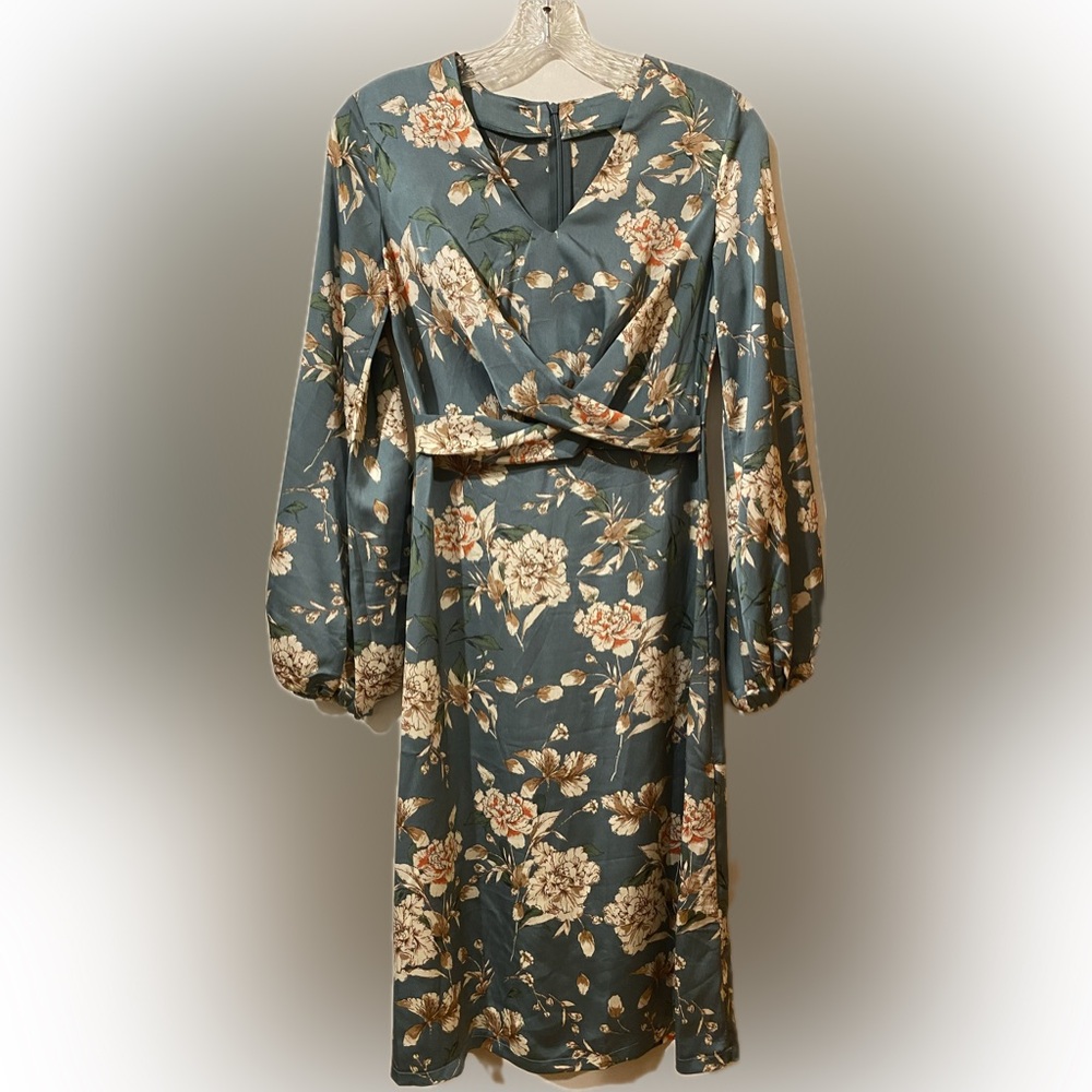 Floral green midi dress